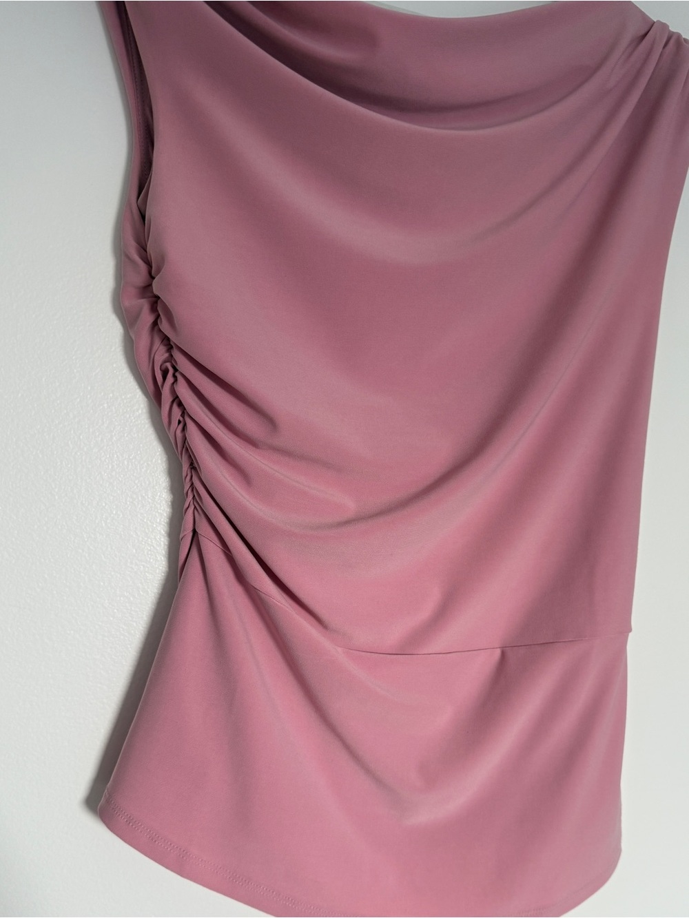 Aritzia Gallery Top - Picture 2 of 5